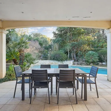 펜션 Havre De Paix Avec Piscine Privee Fréjus